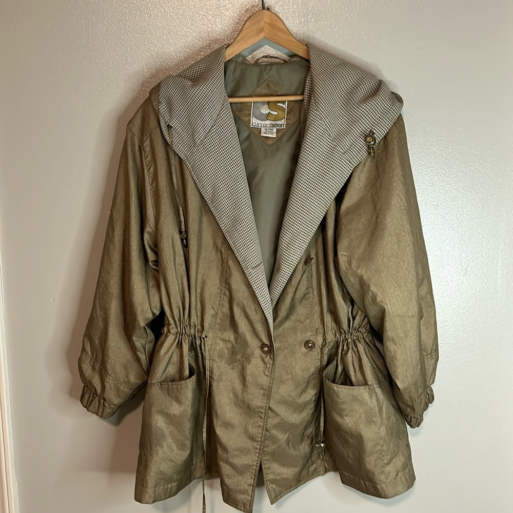 Currentseen women’s hooded windbreaker jacket NWOT 1X in excellent condition